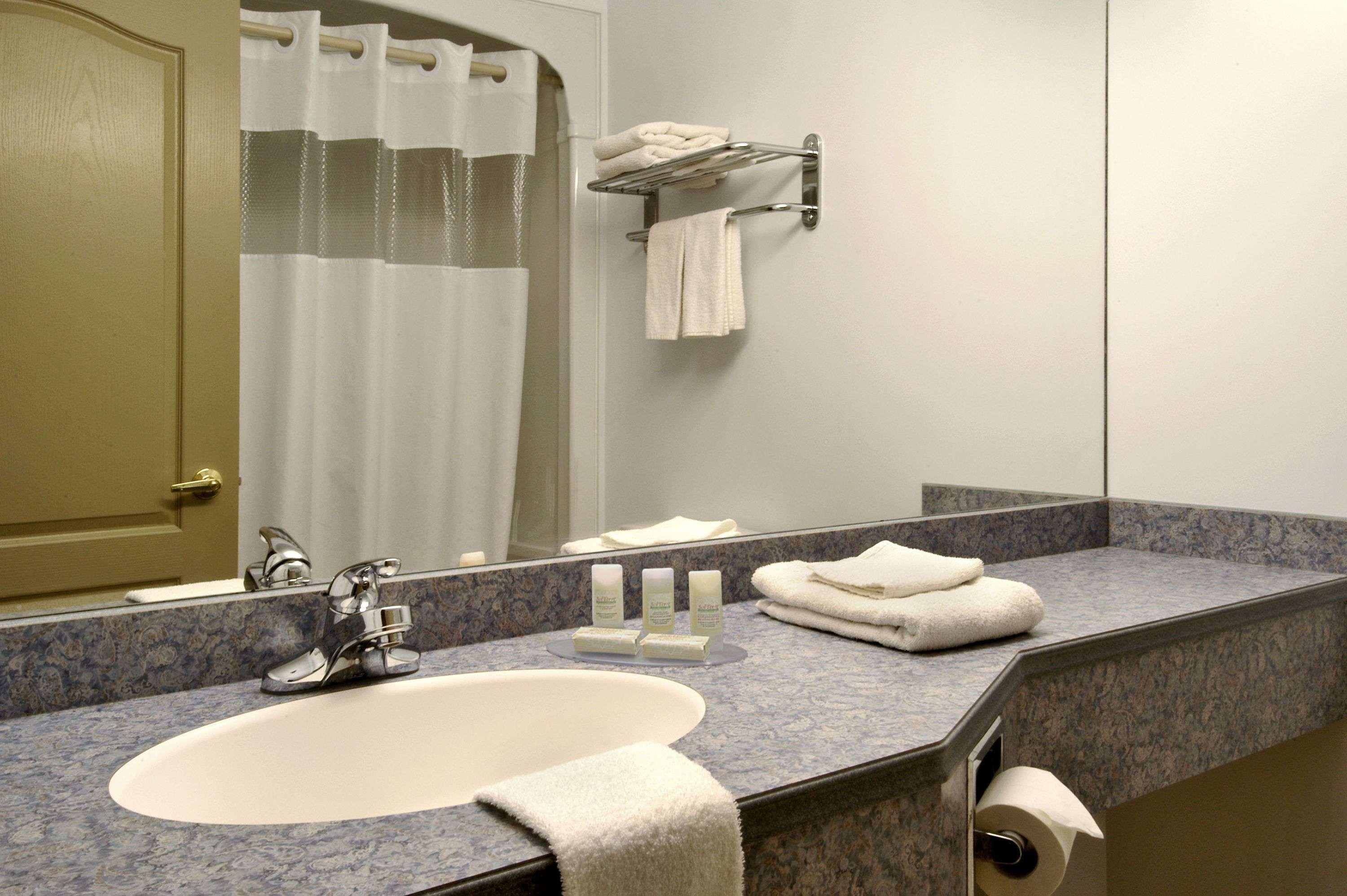 Days Inn By Wyndham אדמונדסטון חדר תמונה