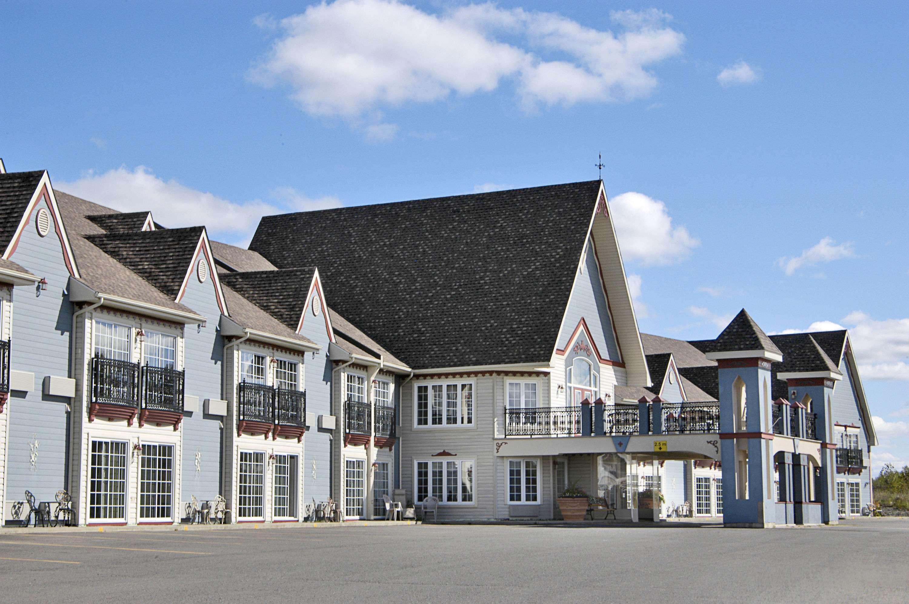 Days Inn By Wyndham אדמונדסטון מראה חיצוני תמונה
