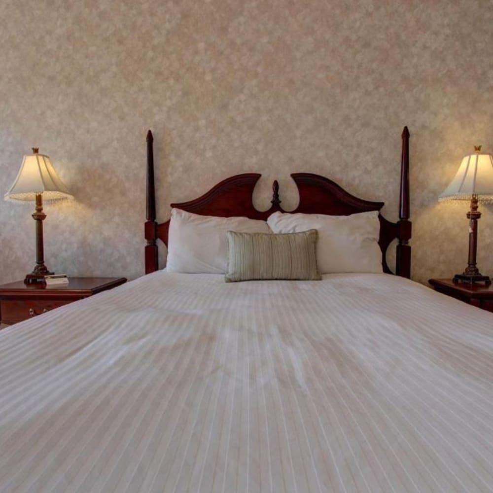 Days Inn By Wyndham אדמונדסטון מראה חיצוני תמונה
