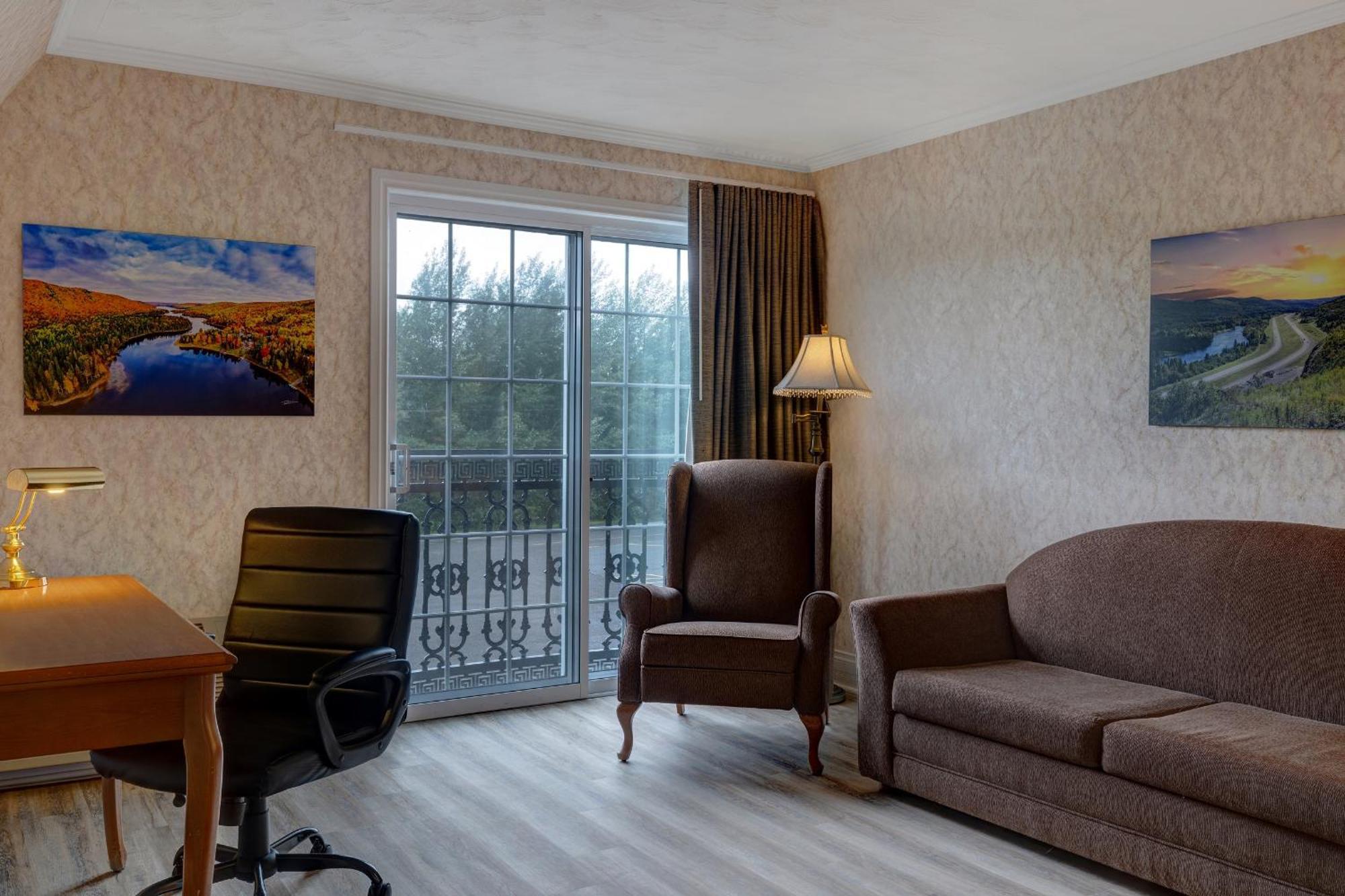 Days Inn By Wyndham אדמונדסטון מראה חיצוני תמונה