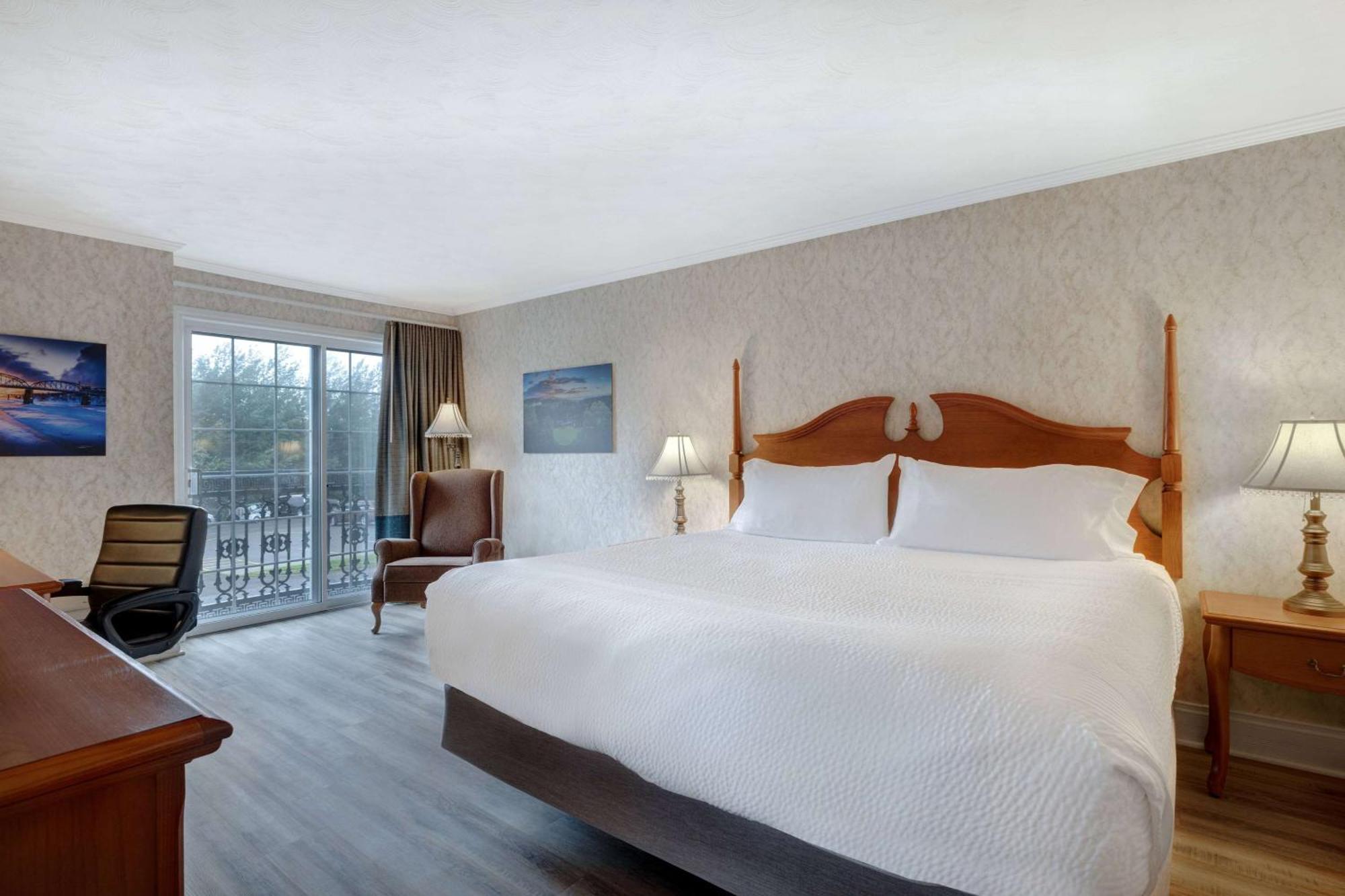 Days Inn By Wyndham אדמונדסטון מראה חיצוני תמונה