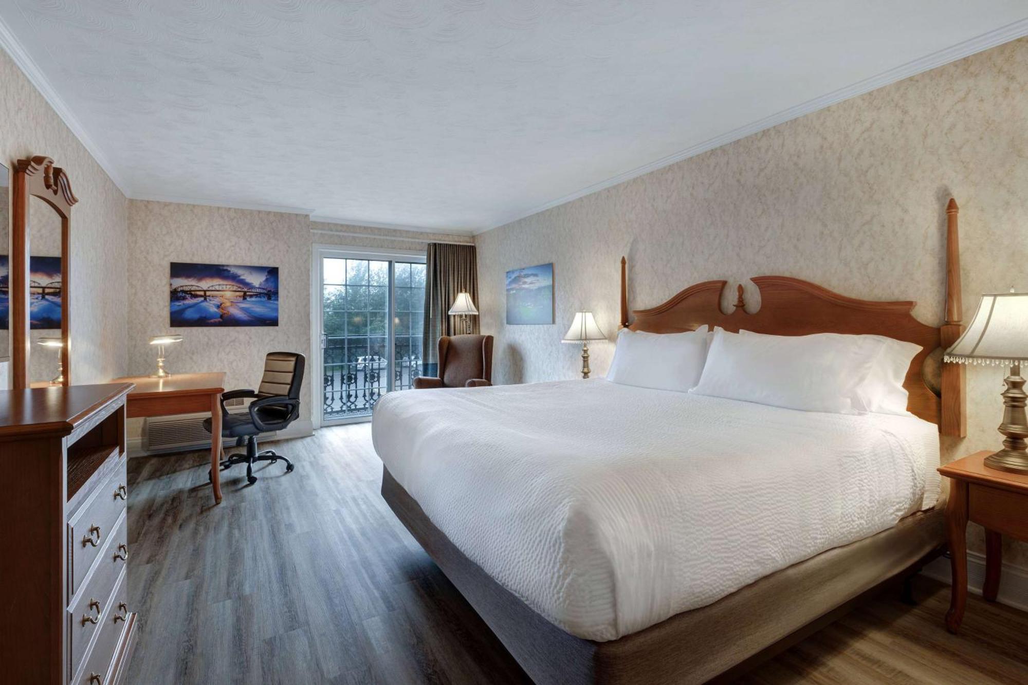 Days Inn By Wyndham אדמונדסטון מראה חיצוני תמונה